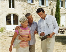 couple with agent